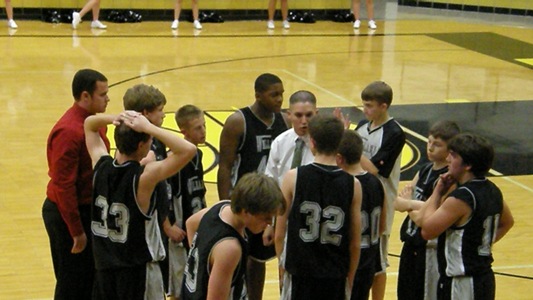freshmen huddle